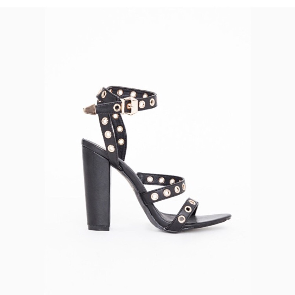 Missguided Zoe Strappy Eyelet Heels - Picture 2 of 4